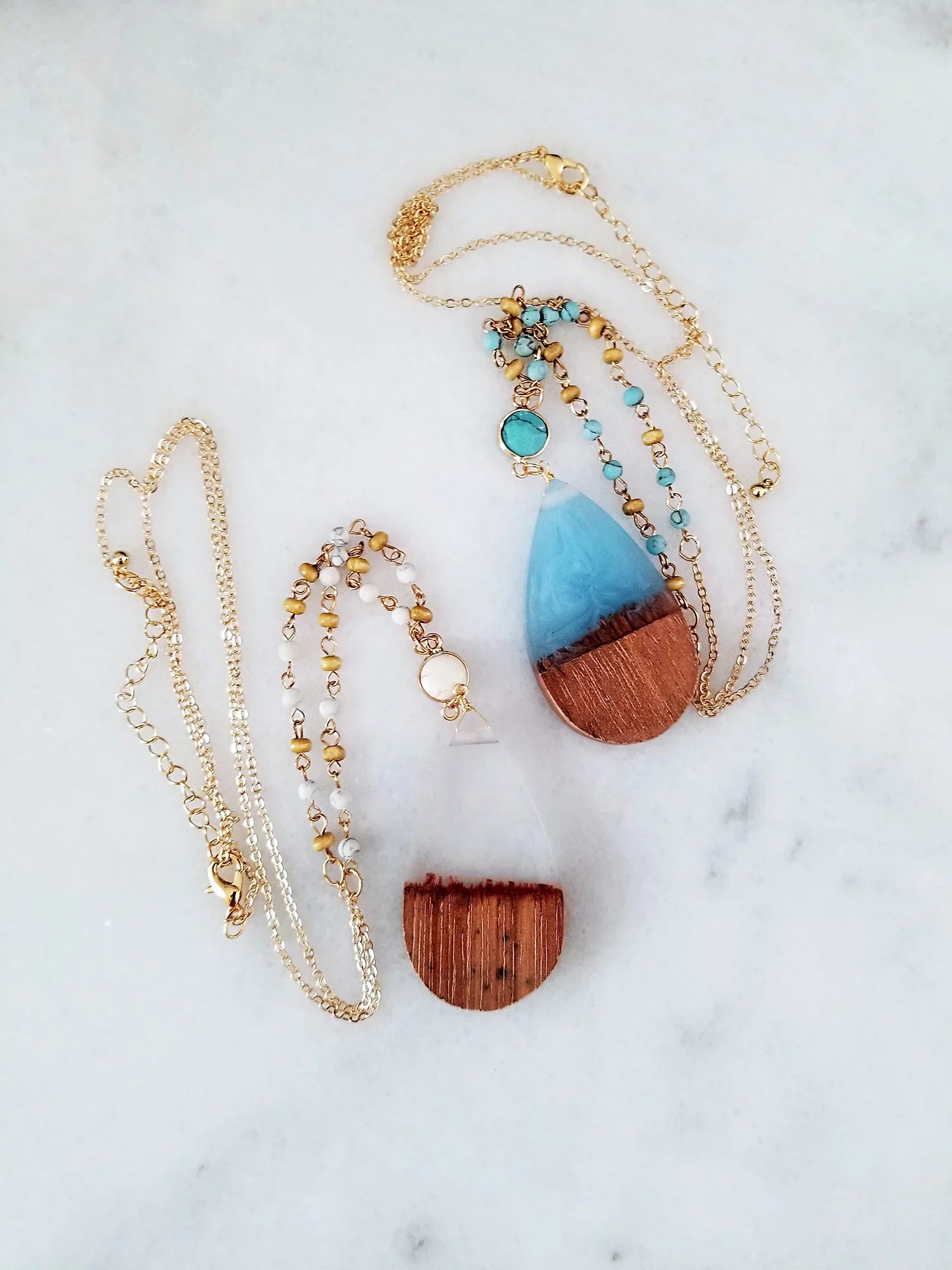 Blue Box Boutique Inc Aqua Resin Wood Pendant Beaded Chain Necklace for Women, Tenes | Wood Anniversary Gift