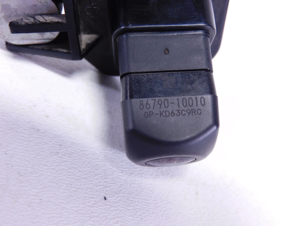 Pre-Owned 18 19 Toyota C-HR Rear View Backup Camera OEM LKQ (Good)