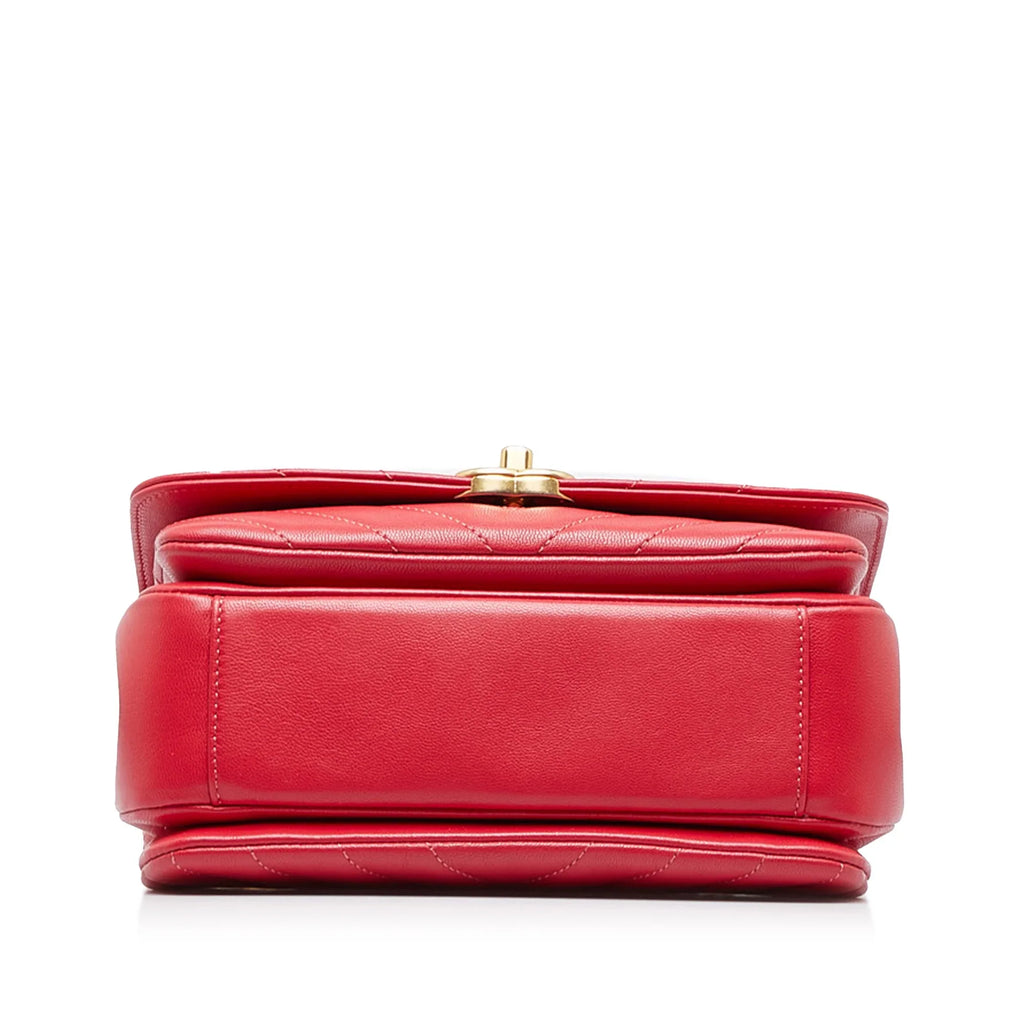 Pre-Owned Authenticated Chanel CC Chevron Flap Satchel Lambskin Leather Red Unisex (Good)
