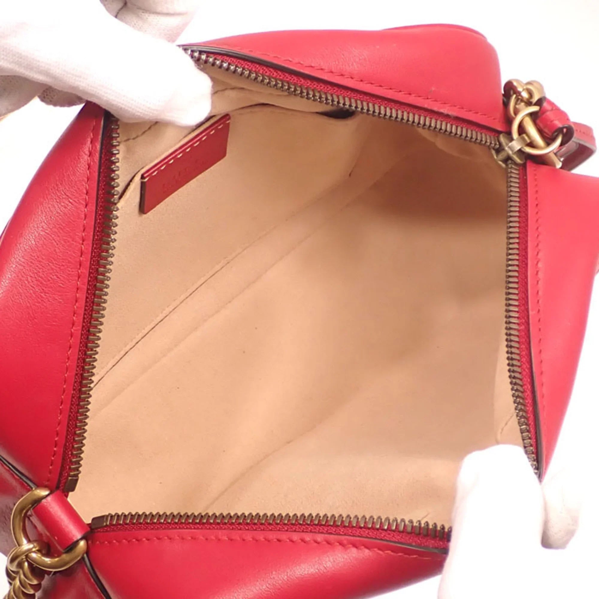 Pre-Owned Gucci Quilted Small Shoulder Bag GG Marmont Women's Red Leather 447632 (Good)