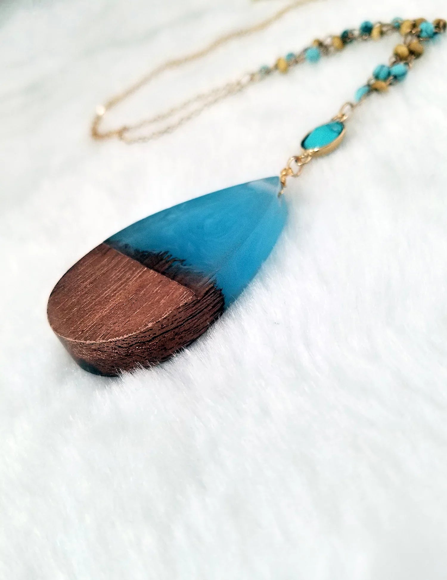 Blue Box Boutique Inc Aqua Resin Wood Pendant Beaded Chain Necklace for Women, Tenes | Wood Anniversary Gift