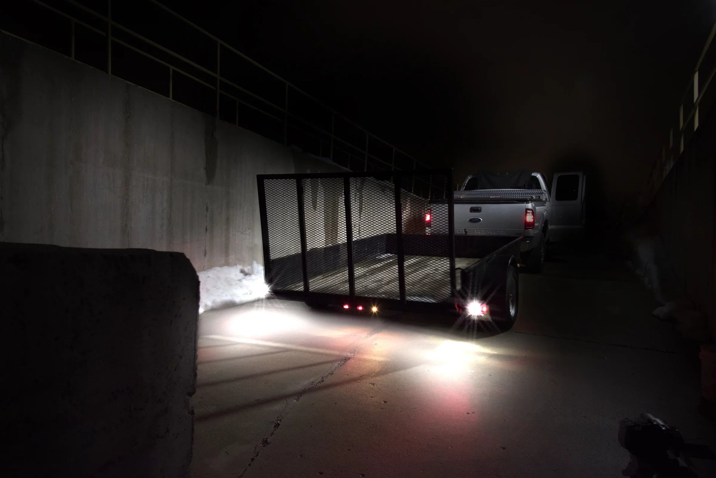 Hopkins Towing LED Submersible Trailer Light Kit with Reverse Light, Red, C7425