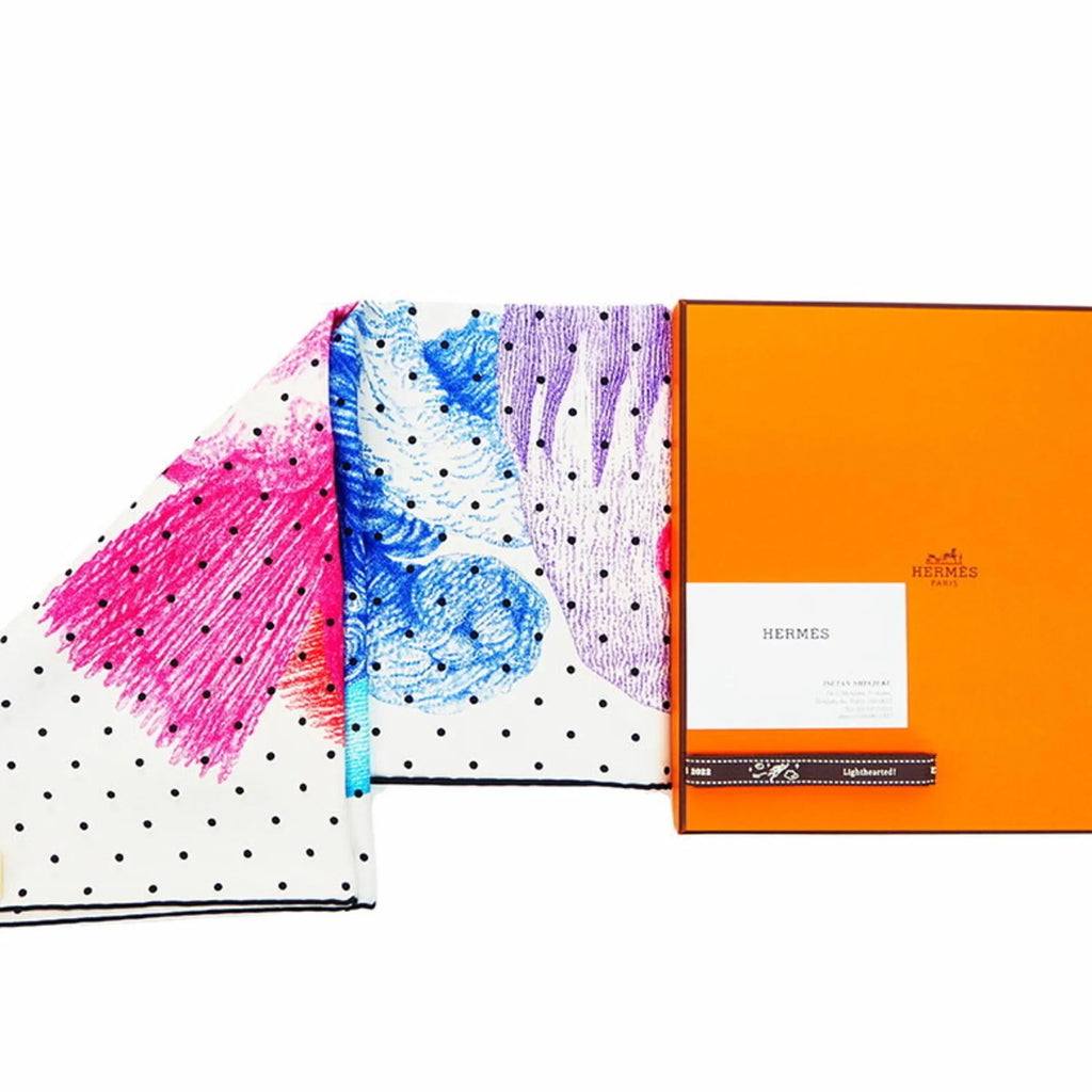 Pre-Owned Hermes HERMES Carre 90 Wings and PLUMETS ET PANACHES White Scarf Muffler H003851S01 (Like New)