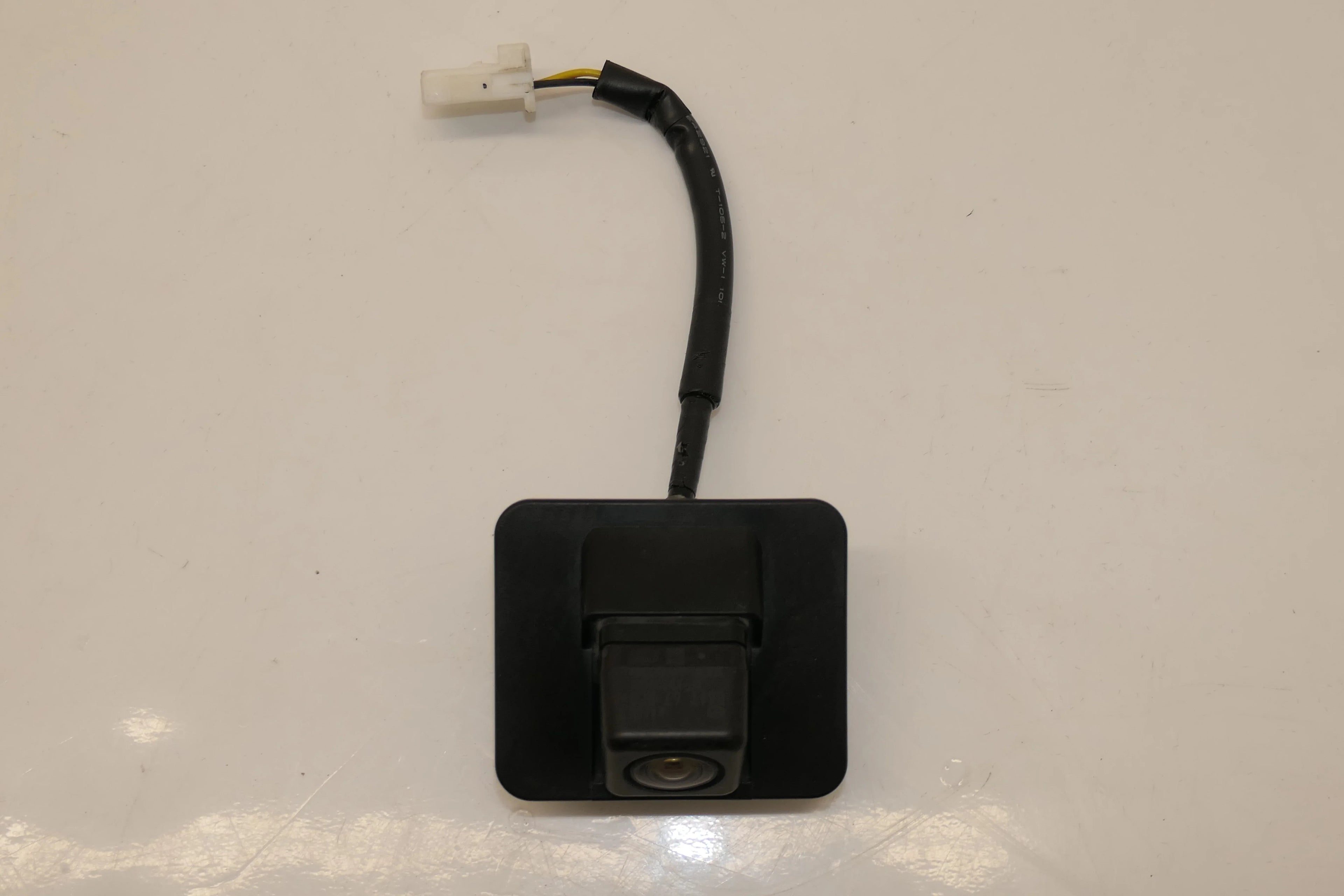 Pre-Owned 2017-2018 Mazda 3 Sedan Rear View Back Up Camera OEM (Good)