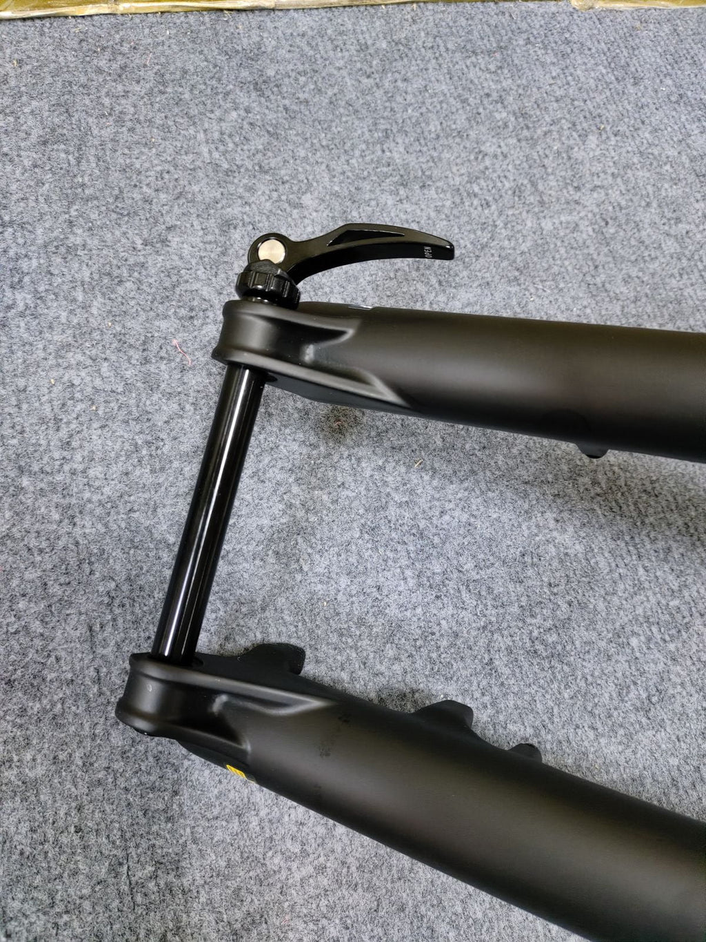 SR SUNTOUR RAIDON34 Bicycle Fork (BOOST: 110X15mm) Tapered 29" MTB Air Suspension (Manual) 120mm Travel