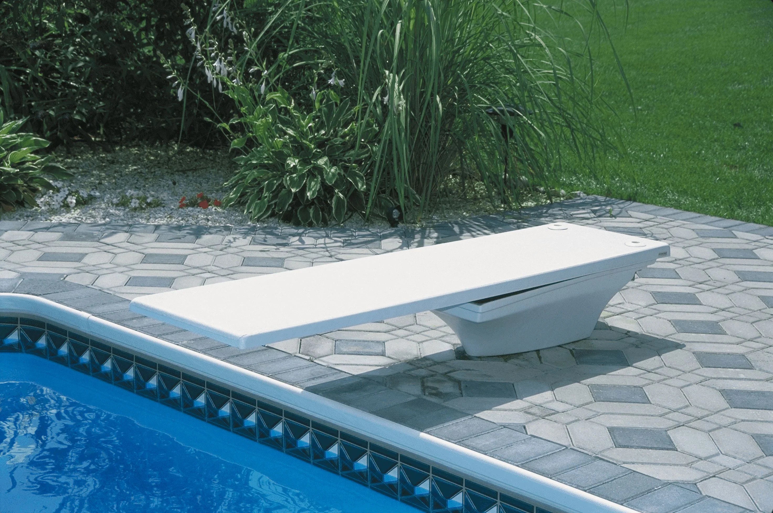 S.R.Smith 68-209-266S2-1 6' Fibre-Dive Diving Board with Flyte-Deck II For Pool