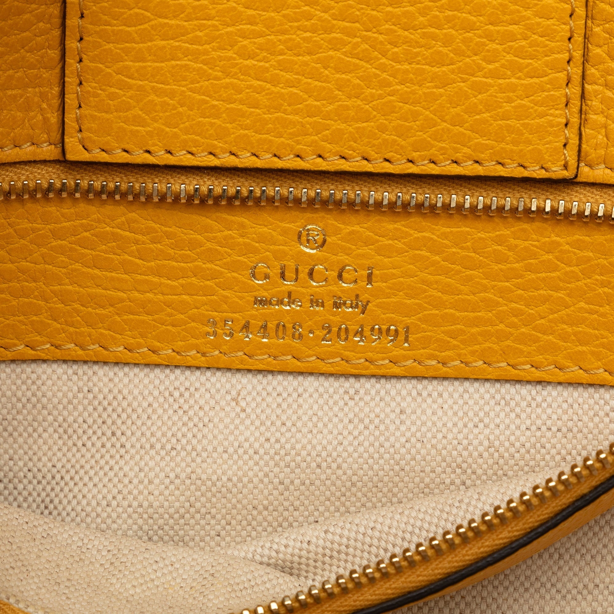 Pre-Owned Authenticated Gucci Medium Swing Tote Calf Leather Yellow Tote Bag Unisex (Good)