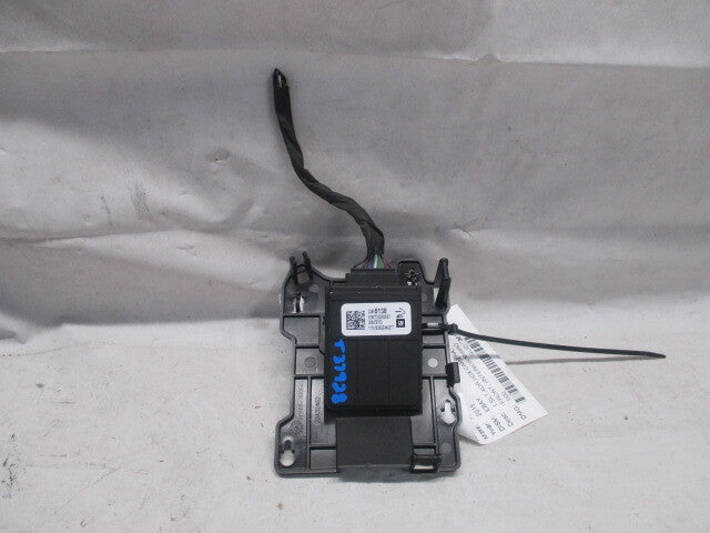 Pre-Owned 2015 GMC Yukon XL 1500 Front Camera Rear View Mirror Mount OEM (Good)