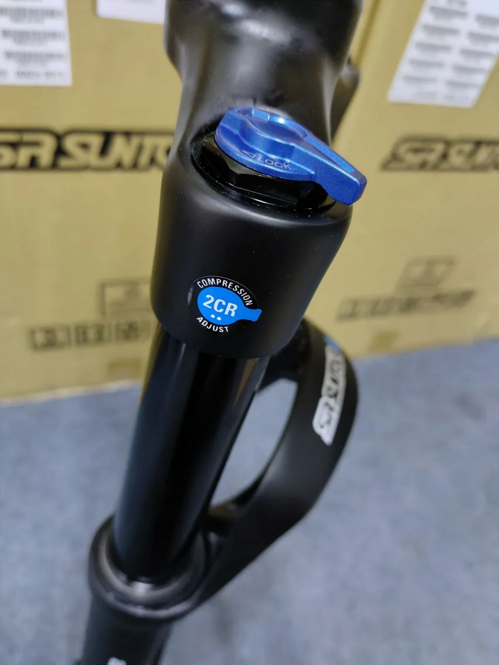 SR SUNTOUR RAIDON34 Bicycle Fork (BOOST: 110X15mm) Tapered 29" MTB Air Suspension (Manual) 120mm Travel