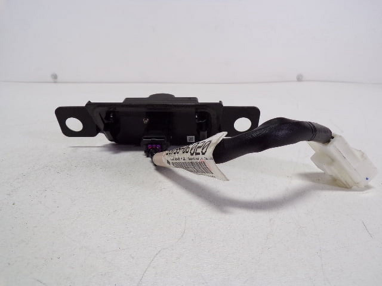 Pre-Owned 18 19 20 Toyota Camry Rear View Backup Camera OEM LKQ (Good)