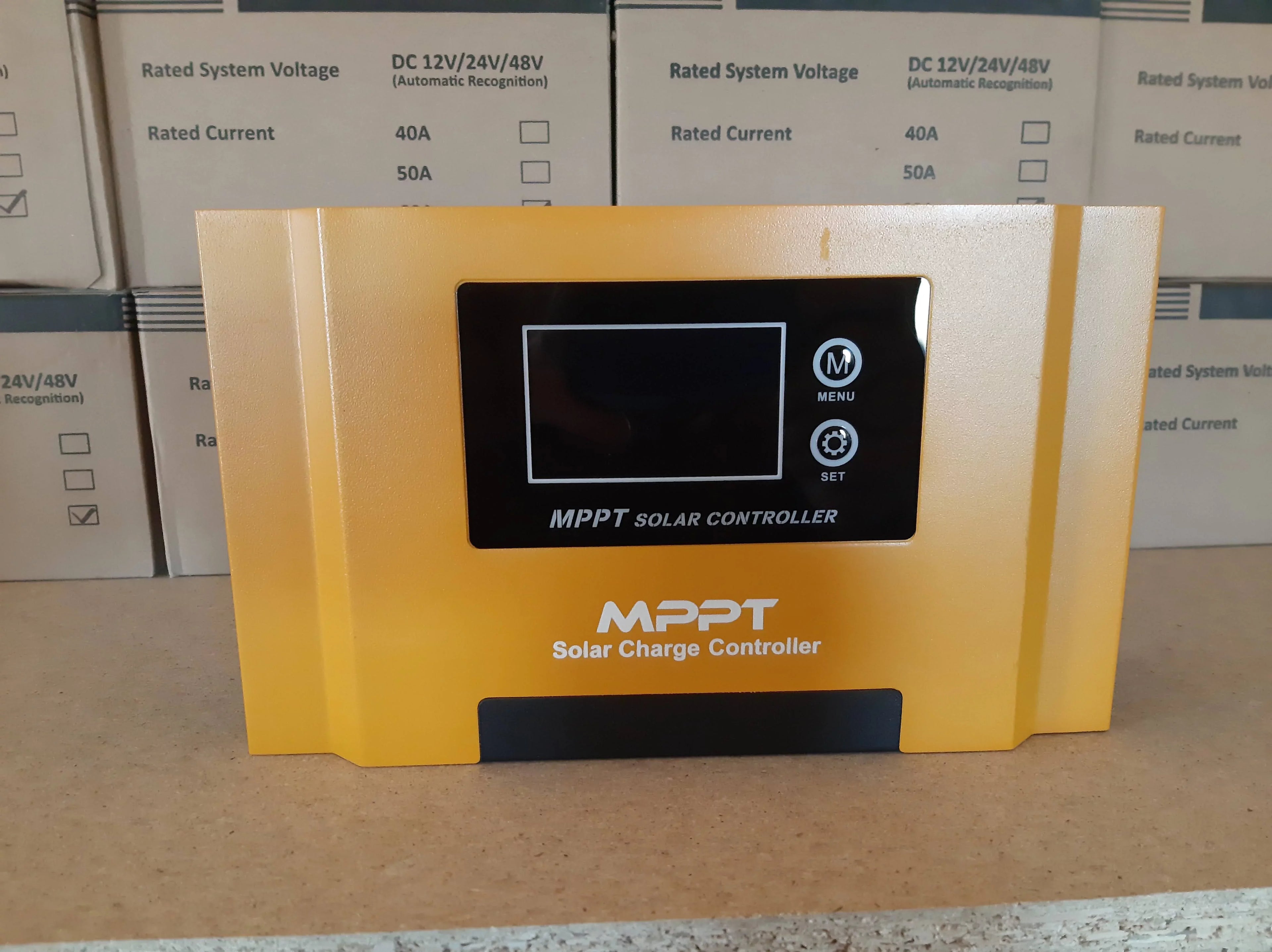 60 Amp MPPT Solar Charge Controller with LCD Display
