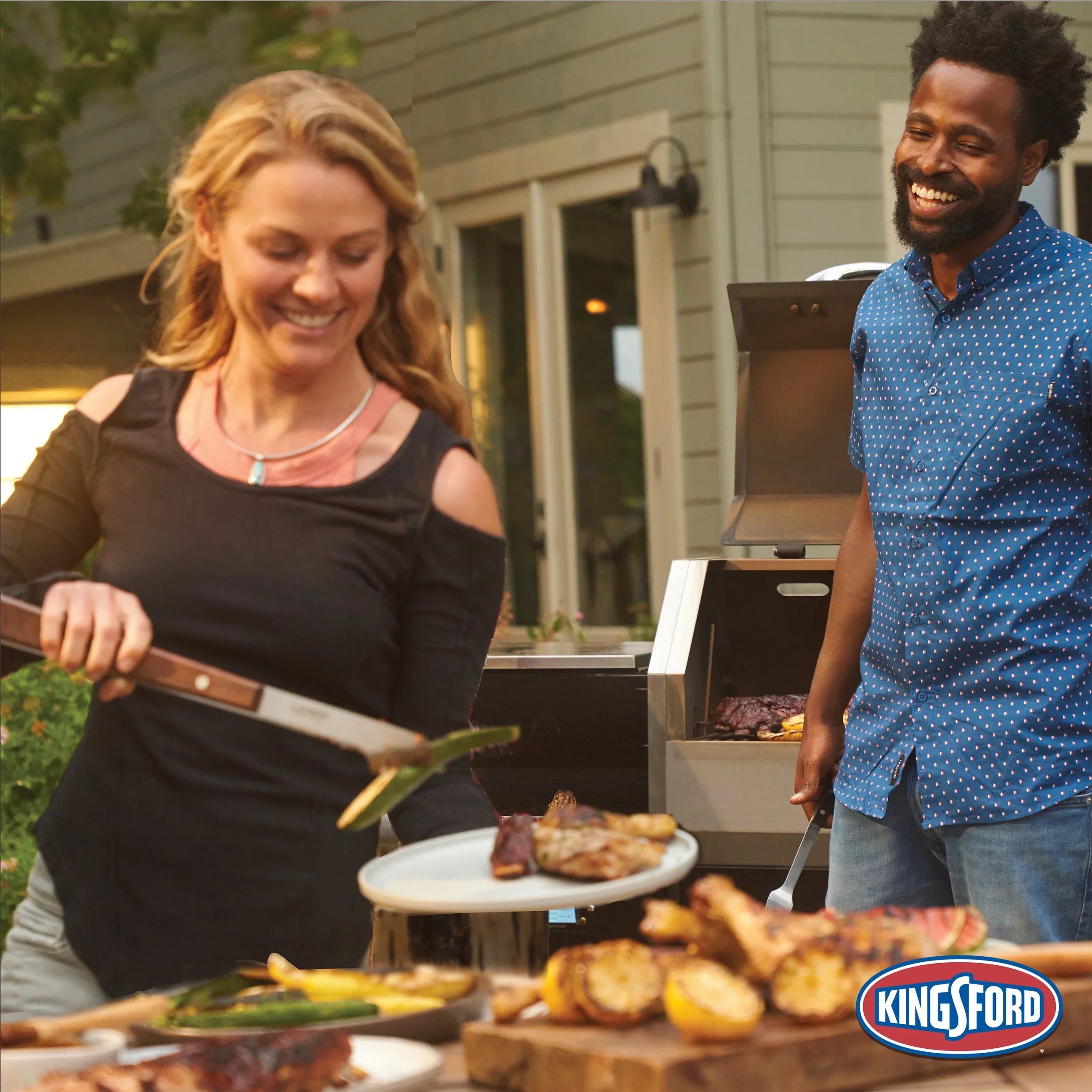 Kingsford Signature Flavors Oak Charcoal Briquettes with Basil, Sage, and Thyme, 8 lb