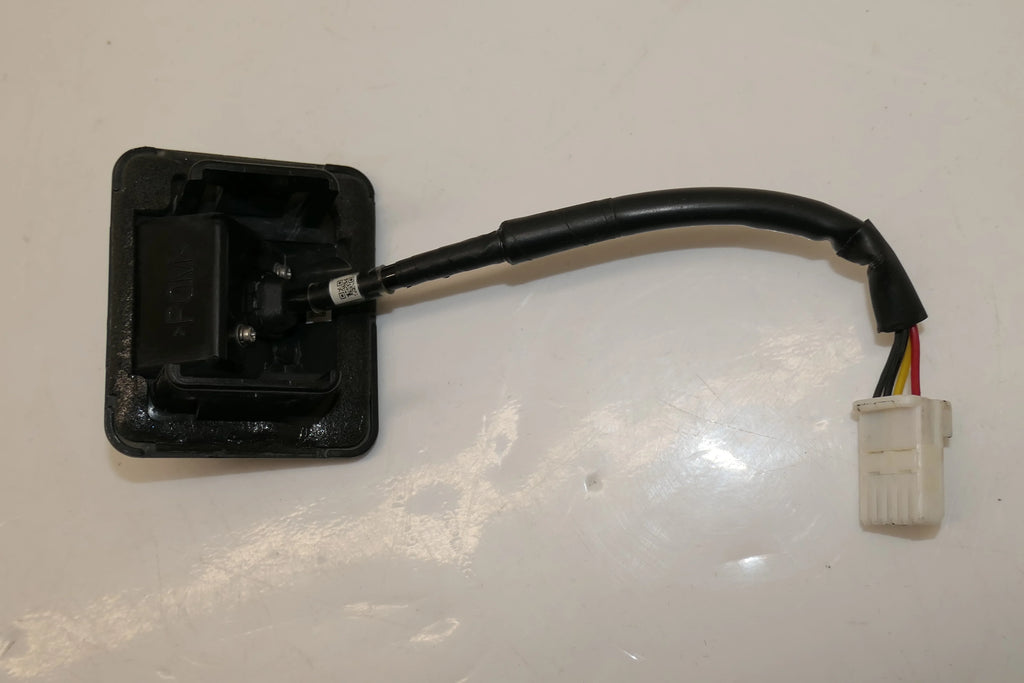 Pre-Owned 2017-2018 Mazda 3 Sedan Rear View Back Up Camera OEM (Good)