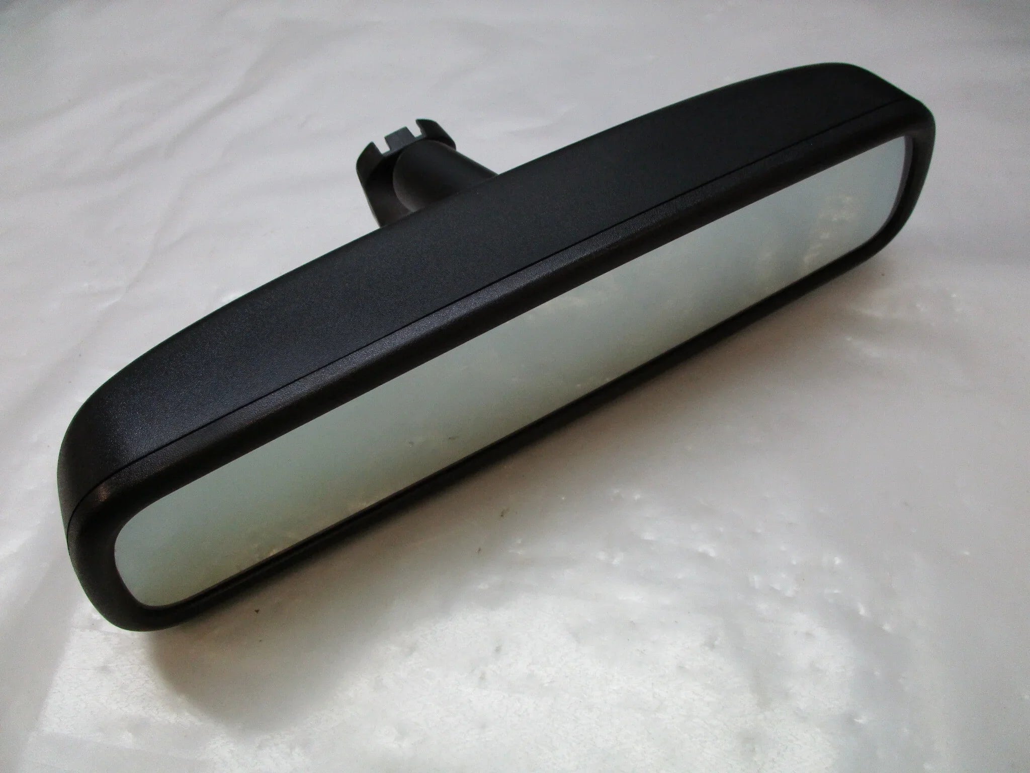 Pre-Owned Chevy Express GMC Savana Rear View Mirror w/ Back Up Camera Display OEM (Good)