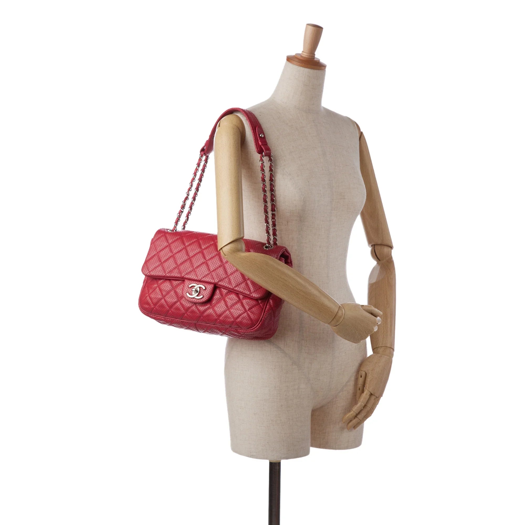 Pre-Owned Authenticated Chanel Jumbo Classic Perforated Lambskin Single Flap Leather Red Shoulder Bag Unisex (Good)