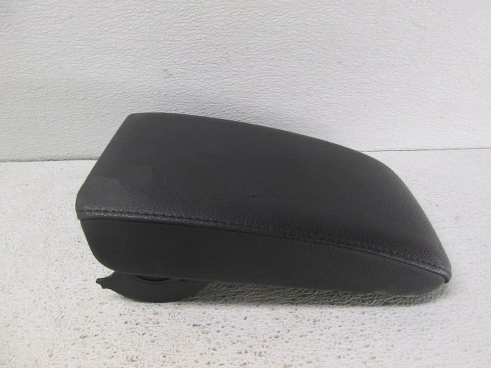 Pre-Owned 2010 Volkswagen Jetta Interior Black Leather Center Console Lid OEM LKQ (Good)
