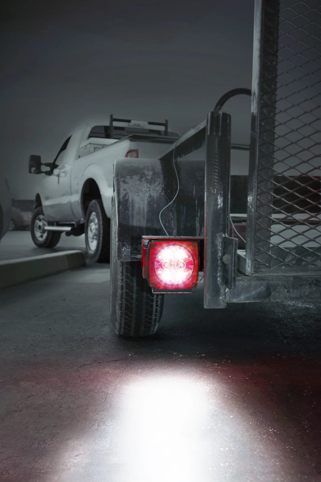 Hopkins Towing LED Submersible Trailer Light Kit with Reverse Light, Red, C7425