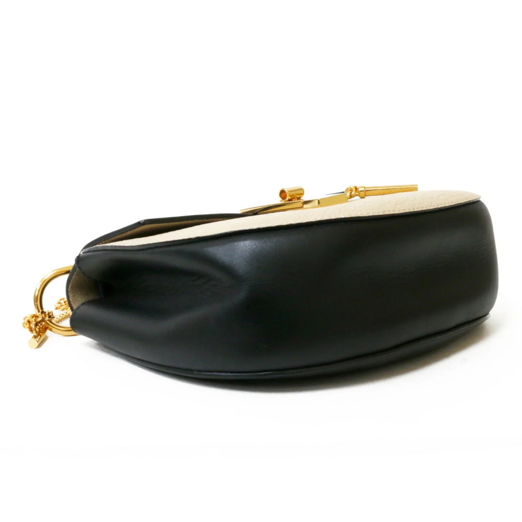 Pre-Owned Chloé Leather Shoulder Bag Beige,Black (Fair)