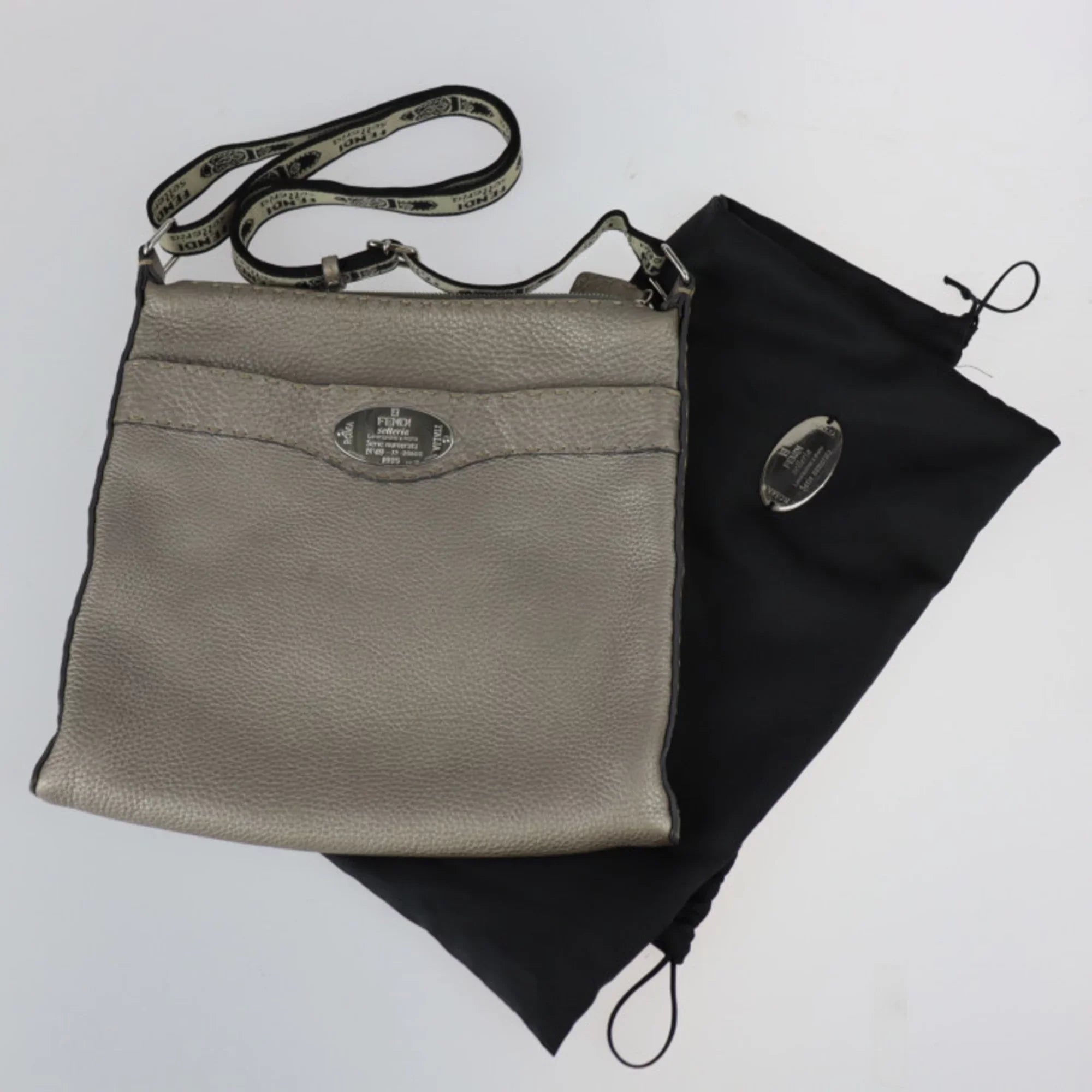 Pre-Owned FENDI Fendi Selleria Shoulder Bag 8BT109 Leather Bronze Silver Metal Fittings Diagonal Hanging (Good)